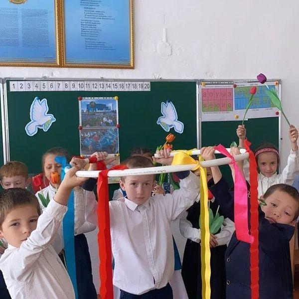 В 1 А классе прошел классный час ко Дню Единства народа Казахстана