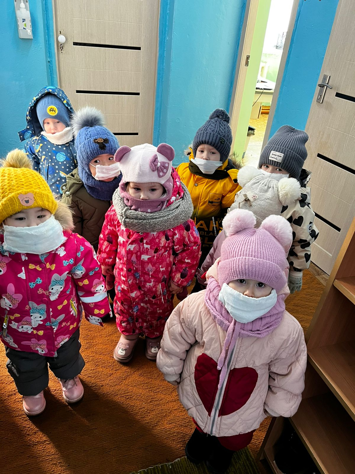 11 февраля 2025 года в нашем ясли-саду была проведена учебная тренировочная эвакуация по отработке навыков действий в чрезвычайных ситуациях среди сотрудников и воспитанников детского сада.
