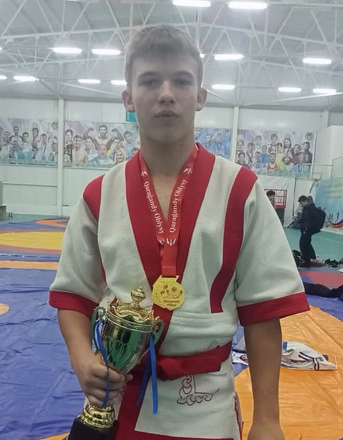 Поздравляем спортсмена с занятым 1 местом!