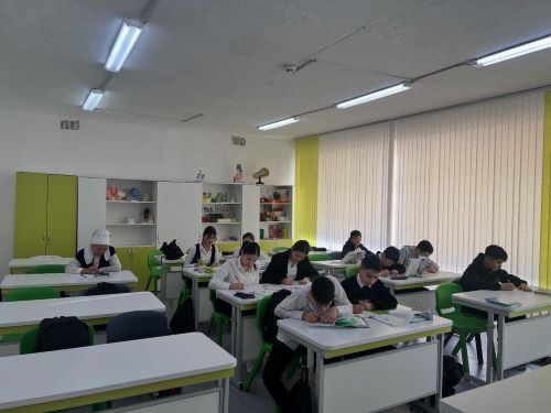 Біртұтас тәрбие бағдарламасы аясында 2026 жылғы 27 қаңтар күні мектебімізде Ашық есік күні өтті.