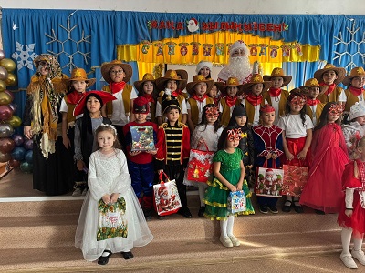 Байтуған ЖББ мектебінде  Жаңа жылдық ертенгіліктер жоспар бойынша өтті 