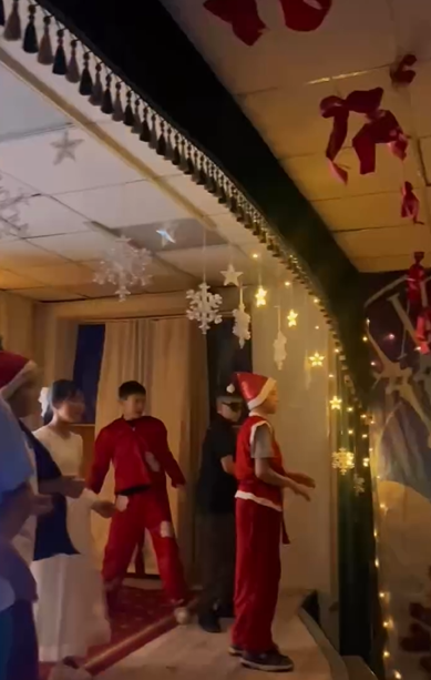 М.Жұмабаев атындағы ЖББ мектеп-гимназиясында 5–6 сынып оқушылары арасында «Қош келдің, Жаңа жыл!» тақырыбында мерекелік кеш