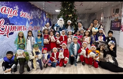  1 «А» және 1 «Ә» сынып оқушыларына арналған «Жаңа жыл» тақырыбында мерекелік іс-шара